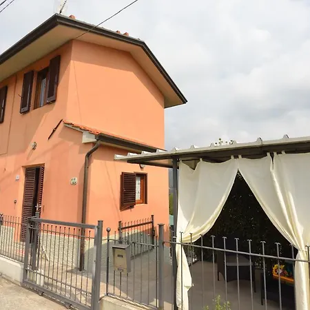 Casale Geniva * Massarosa